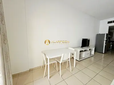 استوديو مفروش | سيينا 1 JVC | شرفة وإطلالات على المدينة