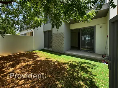 Mid Unit | Prime Location | Immaculate Condition