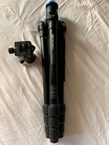 Benro Compact Travel Tripod Mint Condition