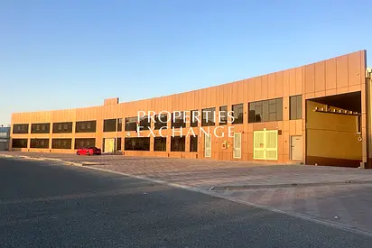 86000 Sqft Warehouse for Rent in Umm Al Thuoob | 1550 kW