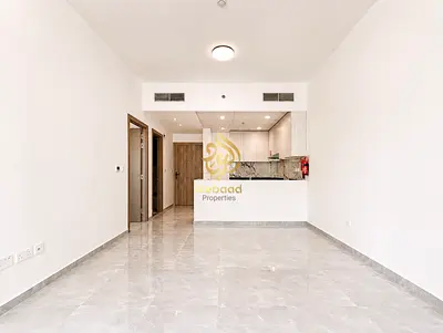 Book Now ! 1 Month Free | Bright And Elegant | Huge Balcony