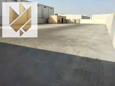 حوطه بالصناعيه 18 - مساحة 40 الف قدم - سعر القدم 22