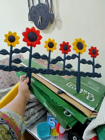 Garden flower fence
