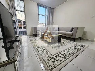 Top Floor I Spacious & Furnished I Open Kitchen