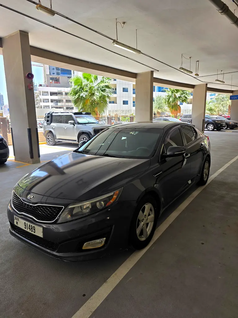 Kia Optima 2015 — photo 1 of 7