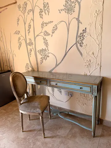 Dresser with mirror wood