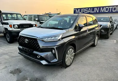 TOYOTA VELOZ  1.5L GCC 2025 GRAY PETROL (EXPORT ONLY)