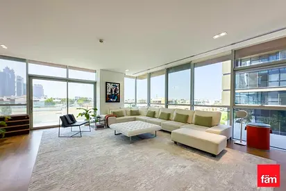 Luxurious 3bed+Maid | Corner Unit | Vacant Soon