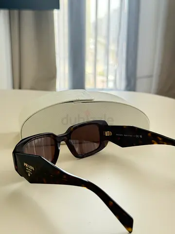 Tortoiseshell Designer Sunglasses with Case - Preowned
