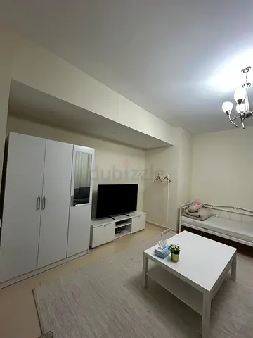 Sharing Room for girls only