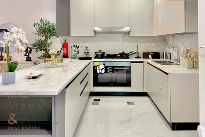 Brand New Corner Unit | Single Row | 4BR+Maid