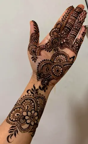 Mizna Mehndi studio  quesais