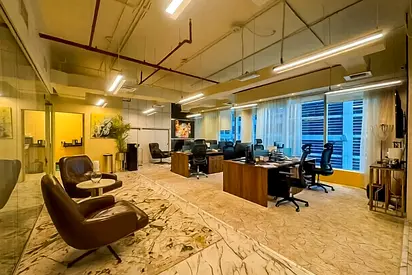 Fitted Office | Lake View | Tenanted