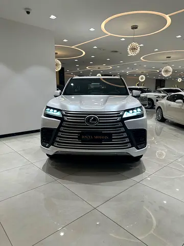 Lexus LX 600 Signature 2023 | GCC Specs | Low Mileage | Warranty