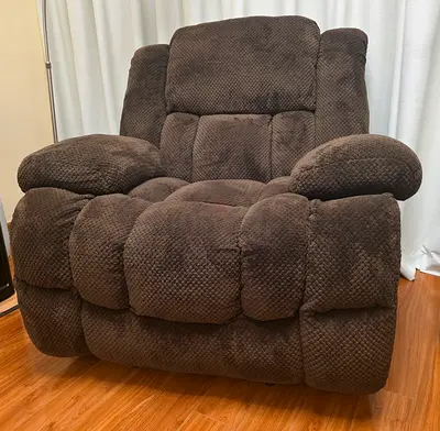2 pcs Plush Brown Single-Seat Recliner Armchair - Good Condition