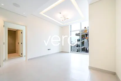 High Floor I Near Metro I Vacant