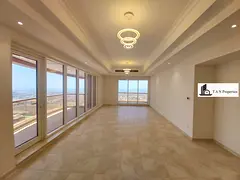 STUNNING VIEWS | HIGHER FLOOR | NEARBY METRO