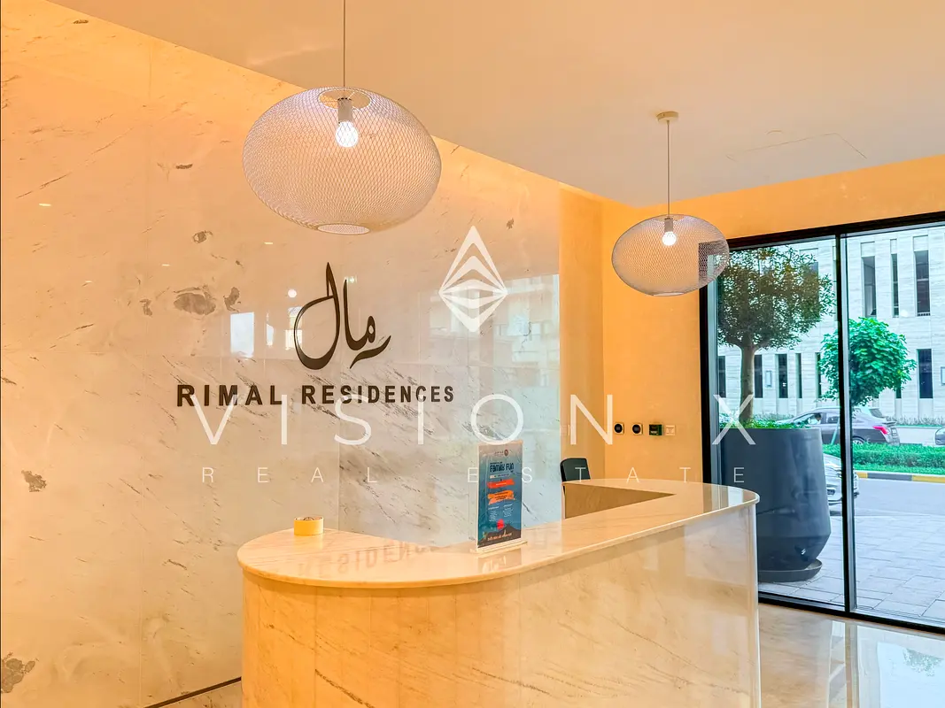 Elegant | Urban Island | Bright Interior