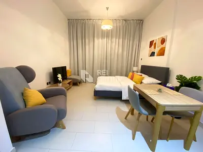 Modern Layout I Furnished I Prime Location