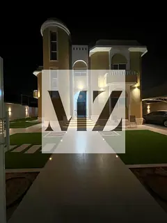 Villa for sale in a strategic location in Al Jazat... Prime location on a main road, second plot fro