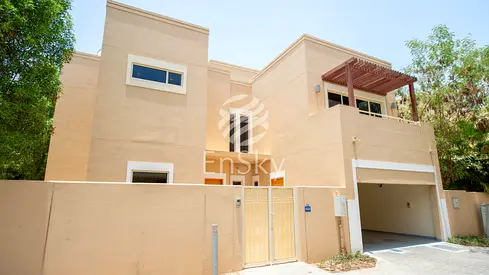 3 PAYMENT-SPACIOUS LAYOUT - PRIVATE LARGE POOL -PRIME LOCATION