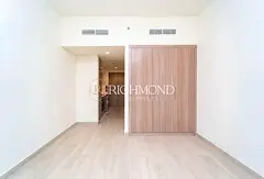 Brand New | Vacant | Mid Floor | Community view