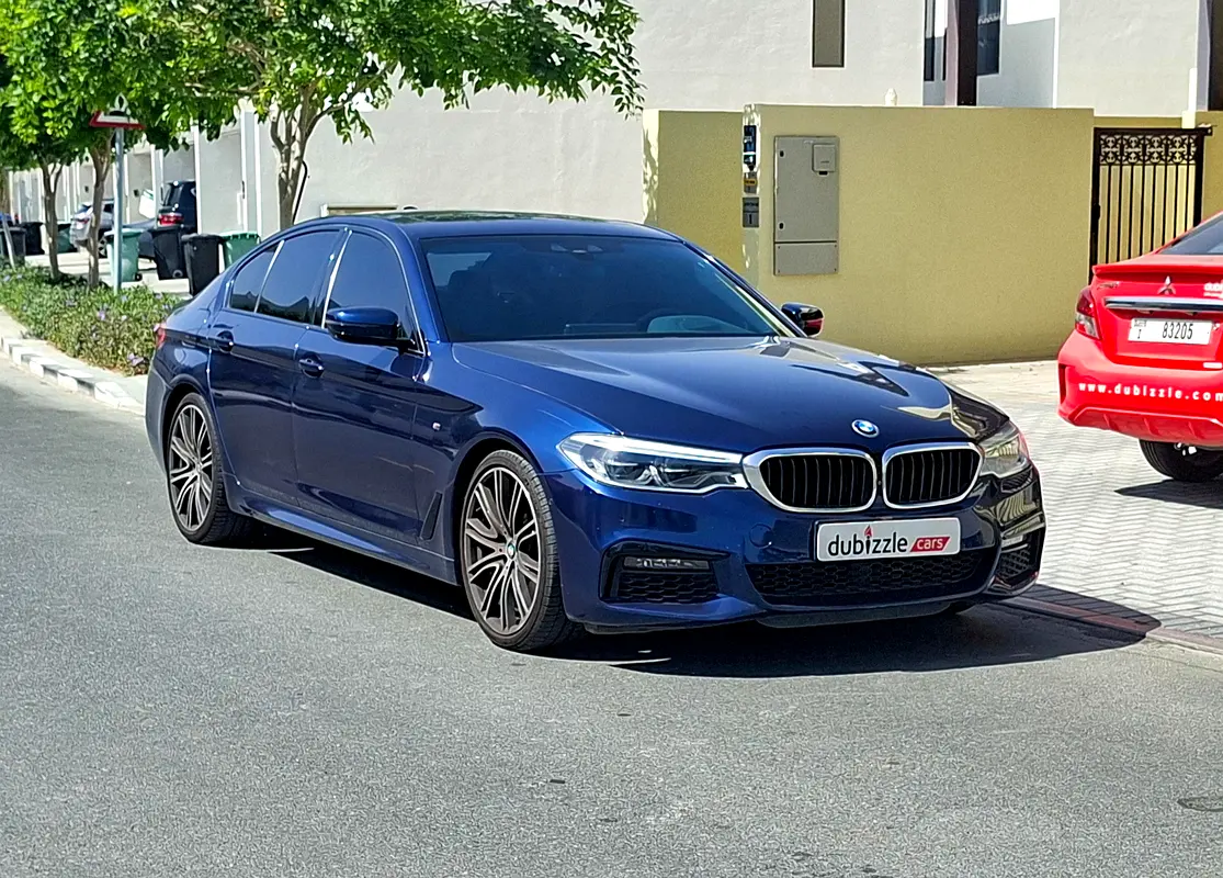 BMW 5-Series 2019 — photo 1 of 16