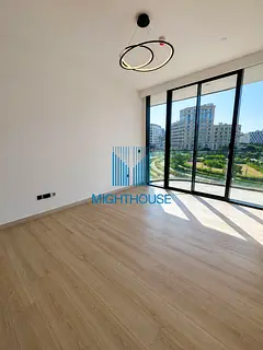 Spacious Studio | Garden View