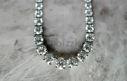 Necklace natural  diamond 18kt  white gold.