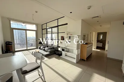 Furnished | Corner Unit | Cheques Flexible