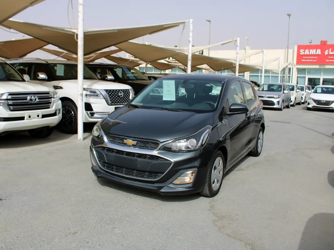 Chevrolet Spark 2020 — photo 1 of 10
