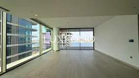 Sought-After 03 Series l Brand New Residence l Motivated Seller l Palm View
