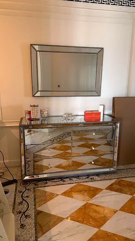 FOR SALE: CHEST DRAWERS - 6