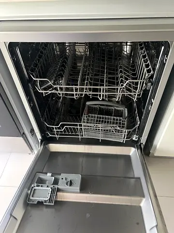 Built-in Dishwasher in Good Working Condition - Single Unit