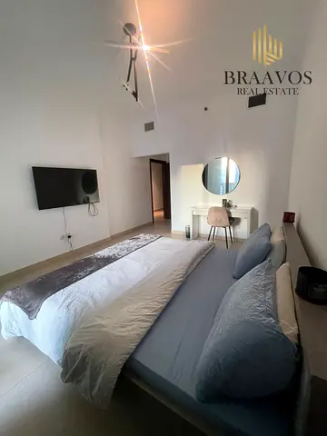 FURNISHED | BIG LAYOUT | VACANT