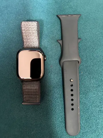 Apple watch series 11 (42mm)
