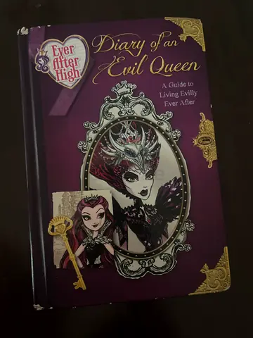 Diary Of An Evil Queen / Ever After High