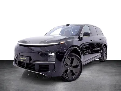 Li AUTO L9 ULTRA BLACK EDITION + GCC NAVIGATION SYSTEM + FULLY LOADED + VIP CAPTAIN SEAT