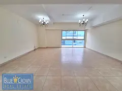 Chiller Ac Free: Big Layout: 2BHk+ Laundry Room: Near Metro