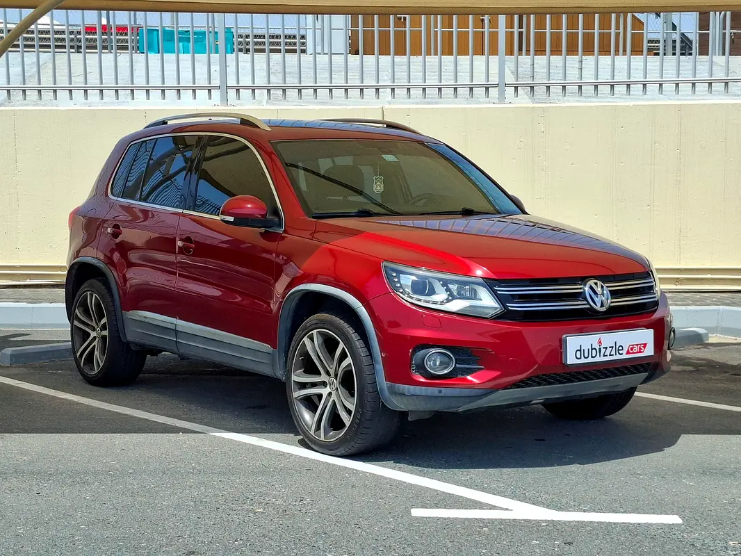 Volkswagen Tiguan 2016 — photo 1 of 15