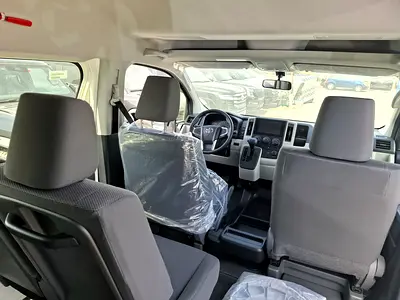 2026 Toyota HIACE — фото 19