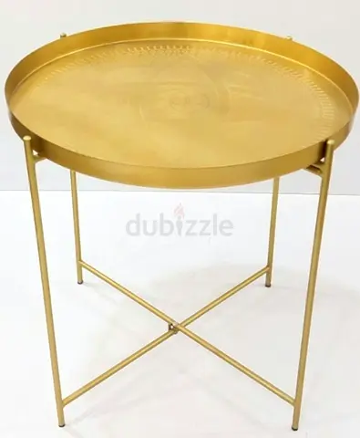 Side table or coffee table from center point just 25 aed