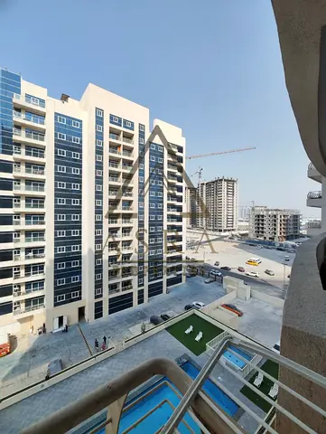 1BR + Storage | Pool View | Royal Residence 1I Unfurnished