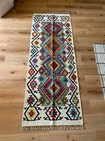 Authentic Handmade Turkish Kilim Runner – Ivory Base with Colourful Geometric Design