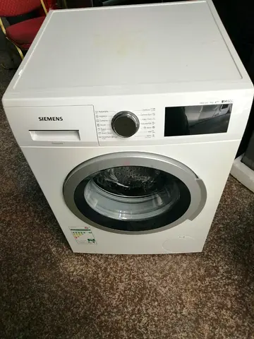 Siemens 9kg front-load washing machine - good working condition