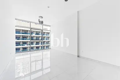 Brand New | 4 Cheques | Ready to move in