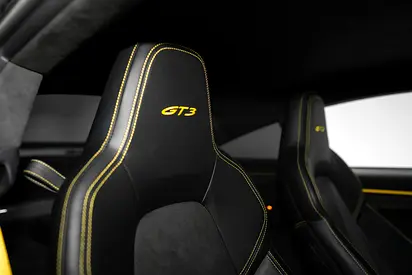 2022 Porsche 911 — миниатюра 11
