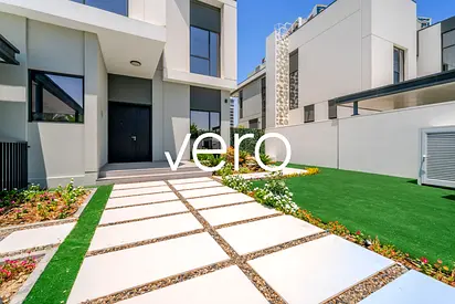 Single Row Villa | Landscaped | Upper Lounge