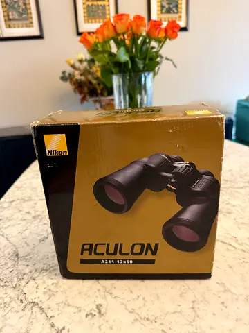 Nikon Aculon Binoculars (in original box) - Good condition