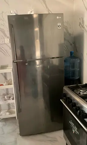 Big LG refrigerator urgent sale